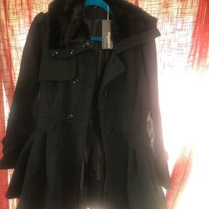 Women’s Fashion Faux fur lapel peacoat NWT
